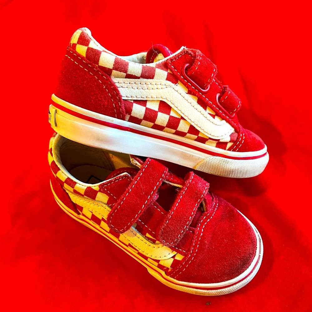 Cute retro  checkered Vans